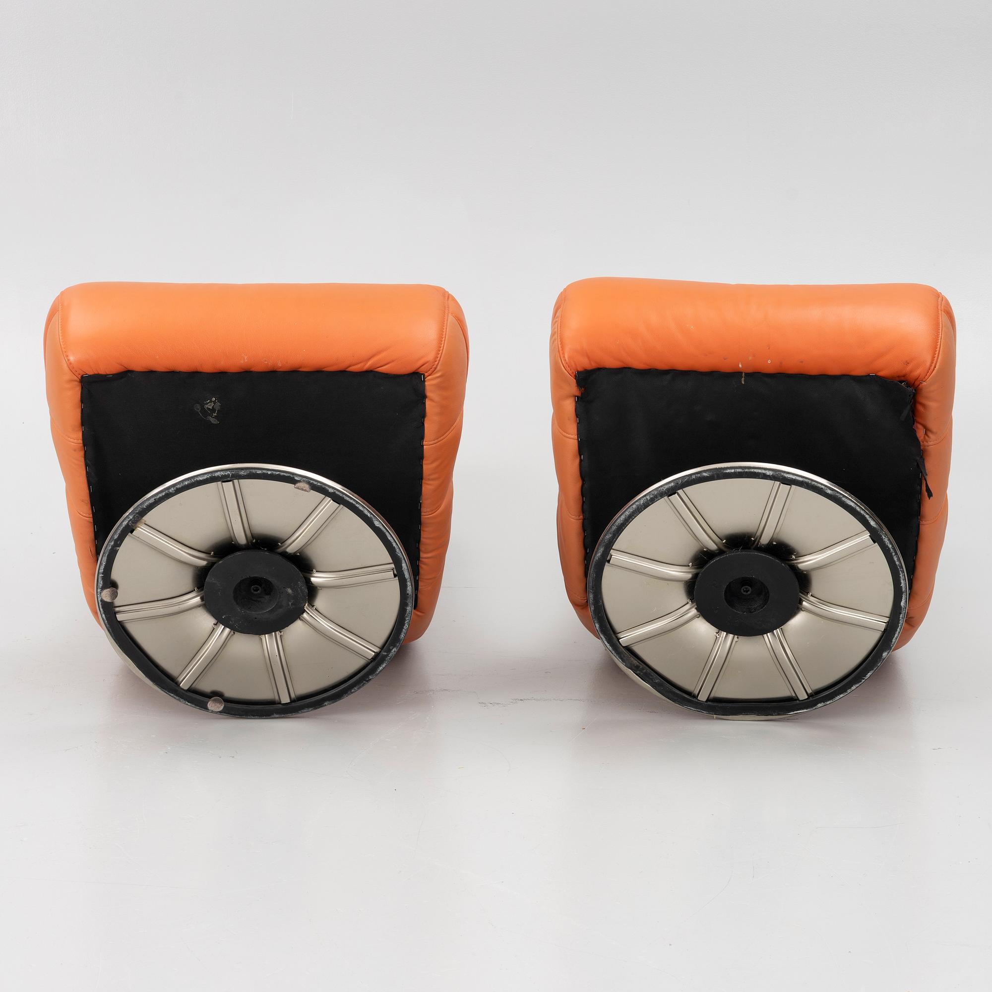 A pair of armchairs, late 20th century.