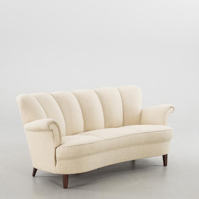 A 1950's three pice lounge suite.