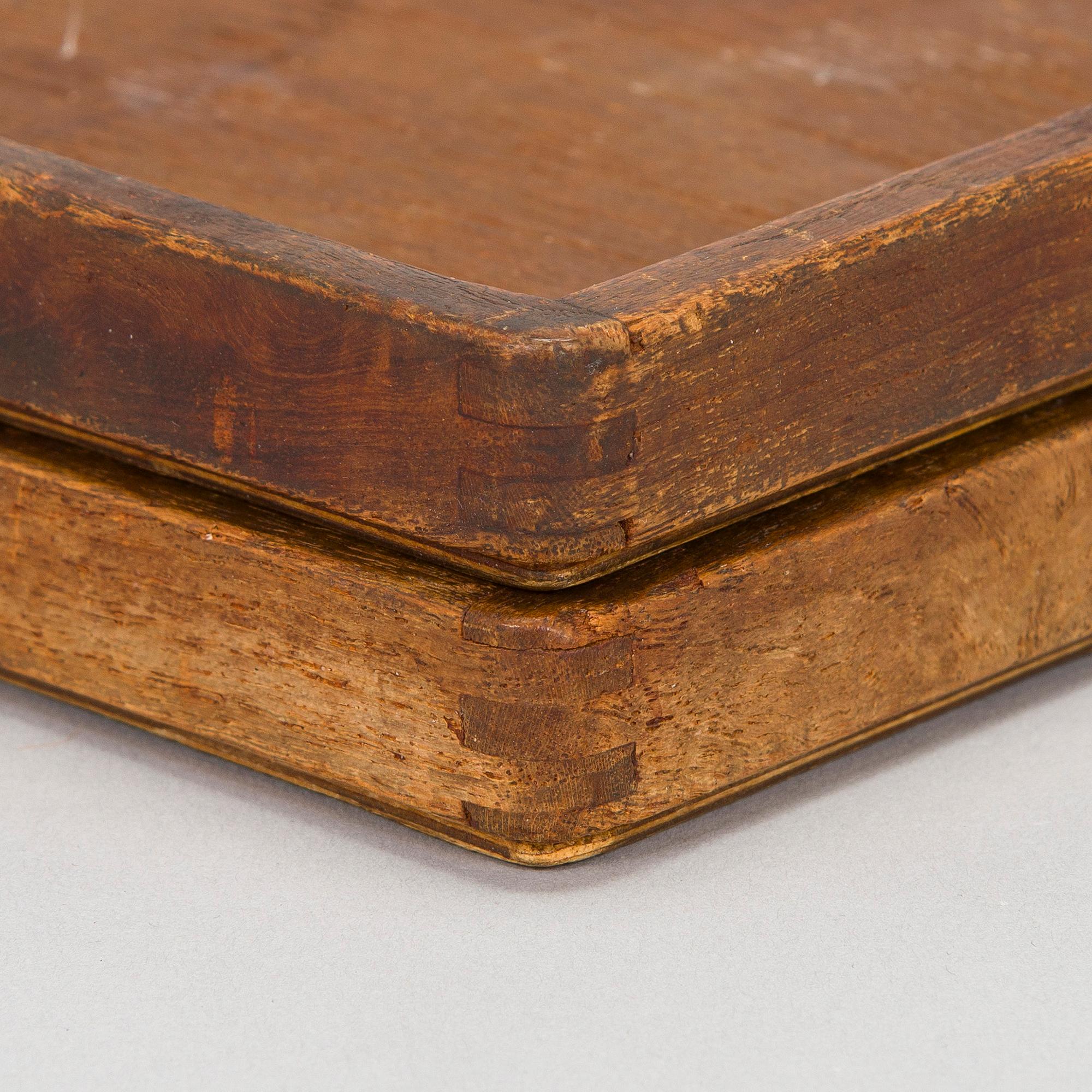 Aino Aalto, two mid- 20th century trays / serving dishes.