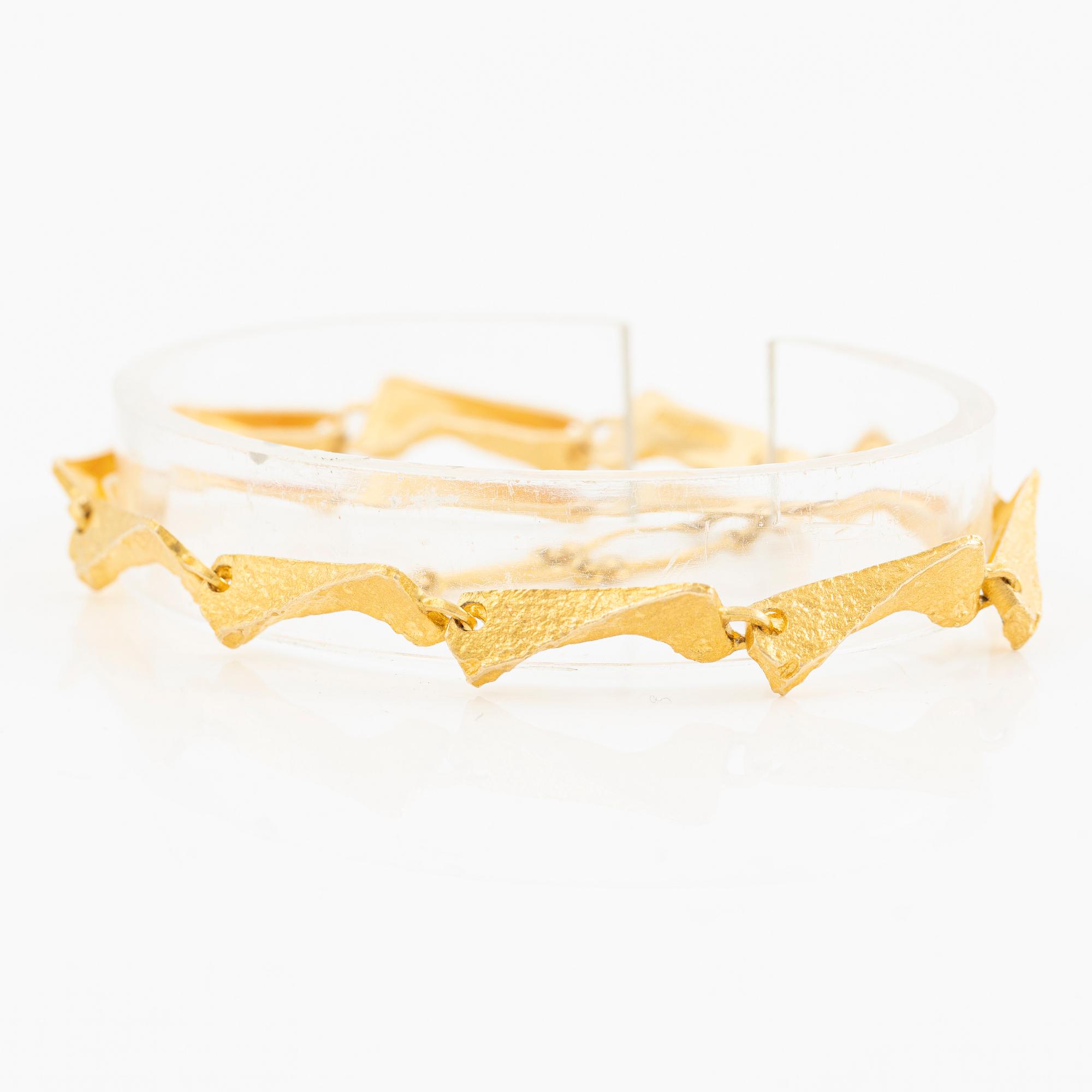Lapponia, Björn Weckström, bracelet, “Fjällbäck”, 18K gold.