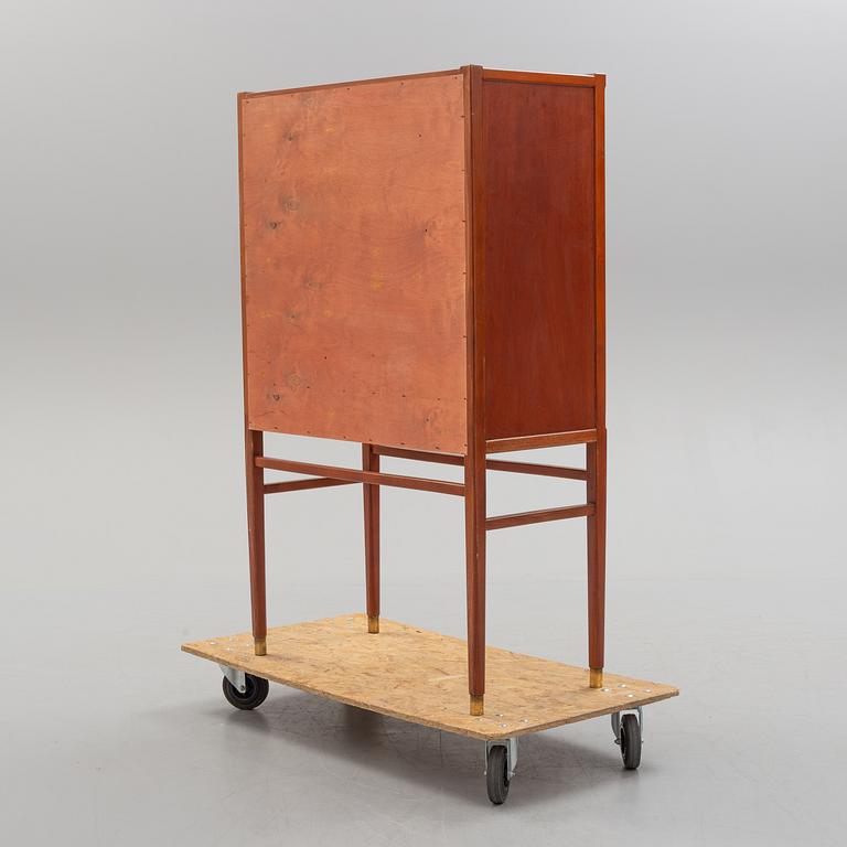 A 1940s/1950s cabinet.