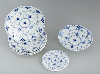 SKÅL SAMT ASSIETTER, 5 st, porslin, Blå Blomst, Royal Copenhagen,