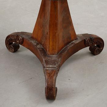 BORD, empire, 1800-talets första hälft.