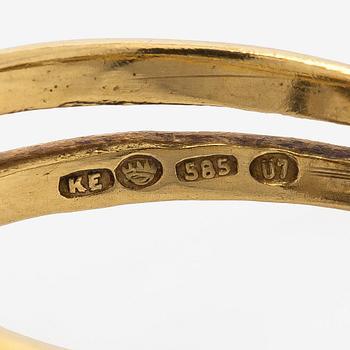 Ring, 14K gold and white gold, Kaj Erling, Helsinki 1973.