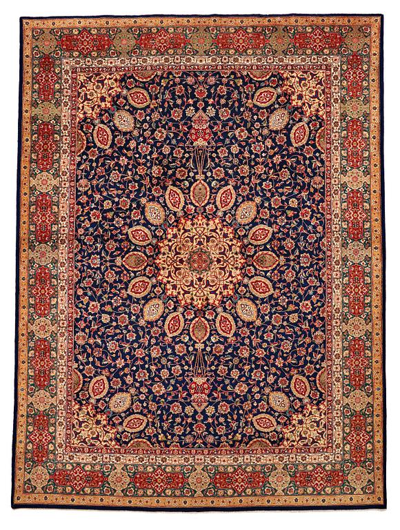 A CARPET, an old Tabriz, ca 403,5 x 298 cm (plus 1 cm  flat weave at one end).