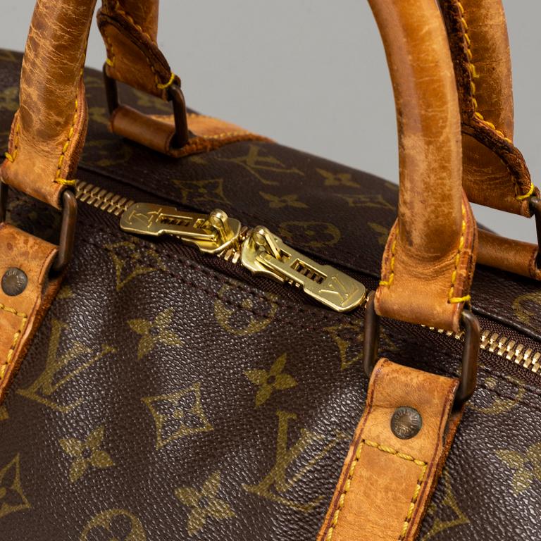 LOUIS VUITTON, a 'Keepall 50' weekendbag.