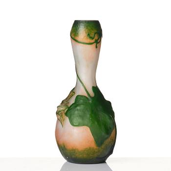 Daum Frères, an Art Nouveau soufflé glass vase, "Coloquinte en fleurs", Nancy, France, ca 1906-1907.