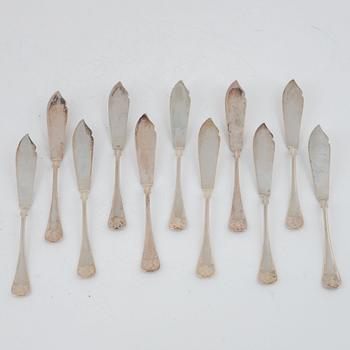 A 22-piece silver fish cutlery set, CG Hallberg, Stockholm, 1939-40.