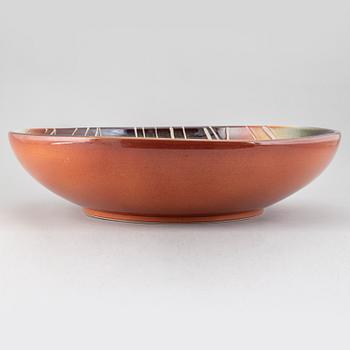 JACKIE LYND, a large stoneware dish, Rörstrand.