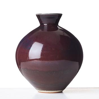 Berndt Friberg, a stoneware vase, Gustavsberg studio, Sweden 1975.