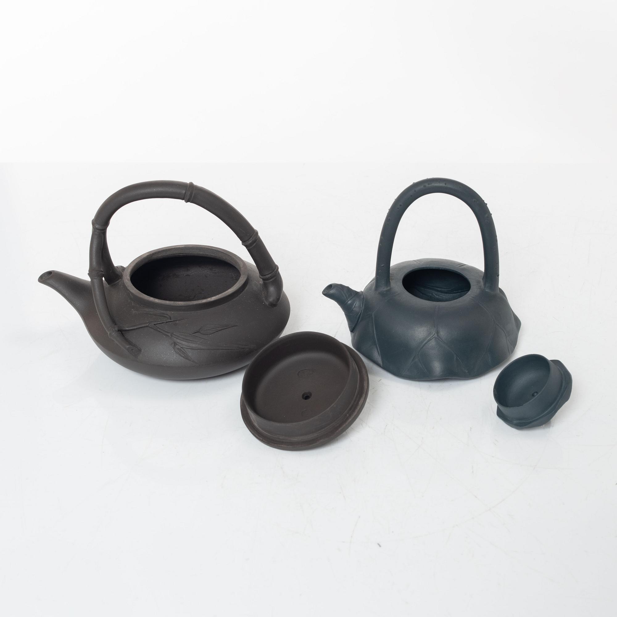 Two Chinese yixing ware teapots, 20th century.