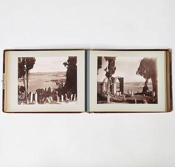 GUILLIAUME GUSTAVE BERGGREN (1835-1920), 47 albumen prints, Constantinople et Athènes.