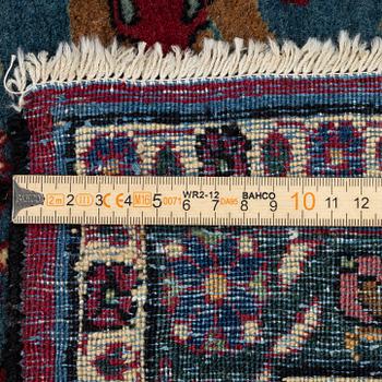 A semi-antique Veramin carpet, North Persia, c. 323 x 215 cm.