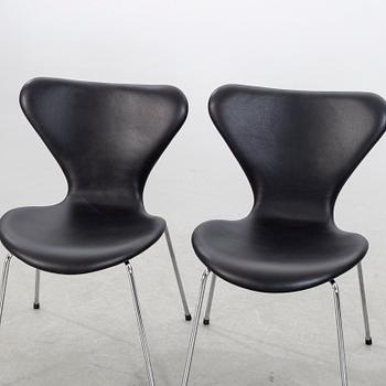 ARNE JACOBSEN, "Sjuan", 6 chairs.