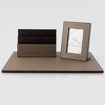 Hermès, a three-piece desk set, 21st century.