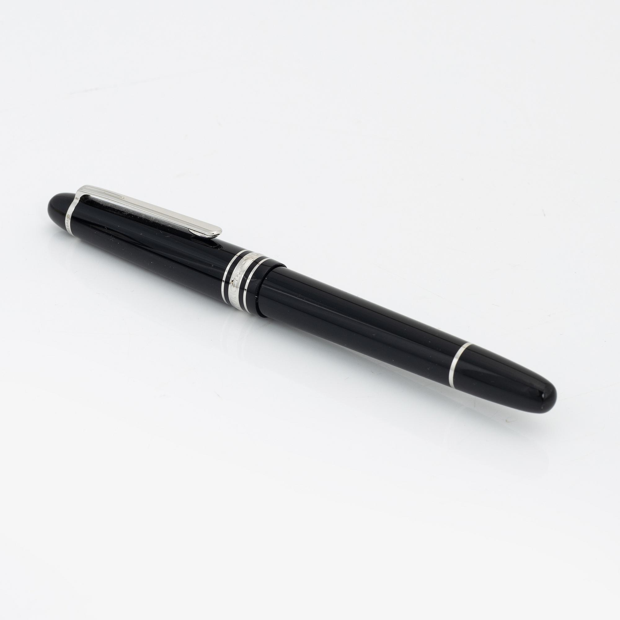 Monblanc, a 'Meisterstück Pix' fountain pen.