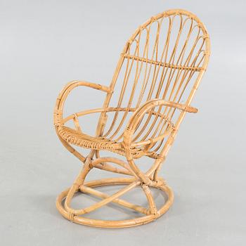 A rattan lounge chair, second half of the 20th century.