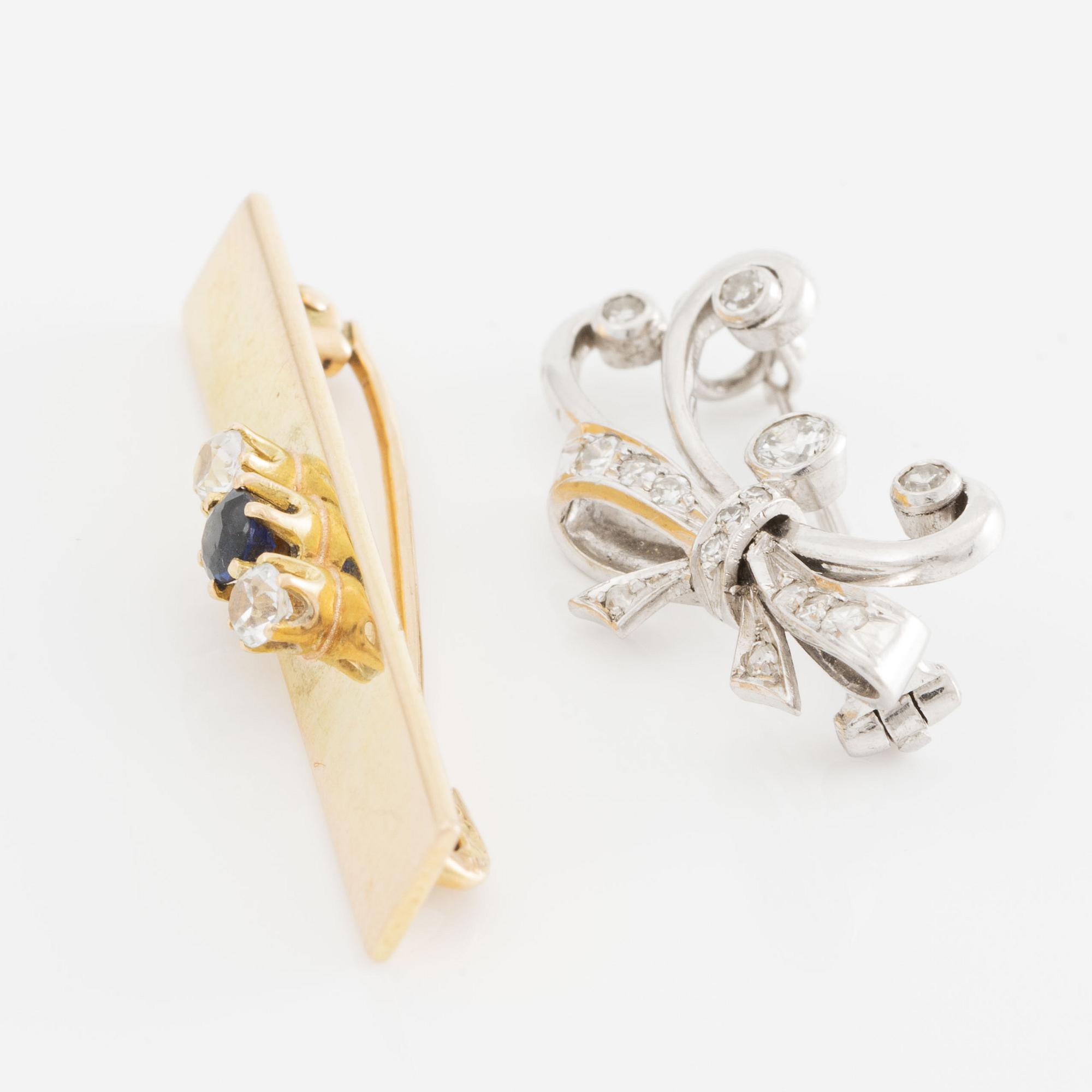 Two brooches, platinum and 18K gold.