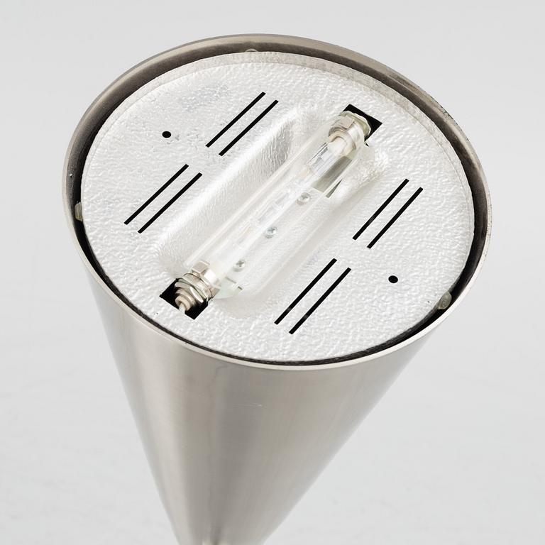 Pietro Chiesa, golvlampa, "Luminator", Fontana Arte, Italien, 2017.