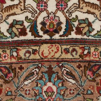 MATTO, a semi-antique Tabriz, ca 311 x 208 cm.