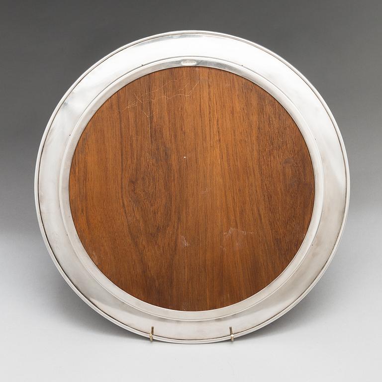 Tapio Wirkkala, A tray in silver and teak, marked TW, Kultakeskus, Hämeenlinna 1959.