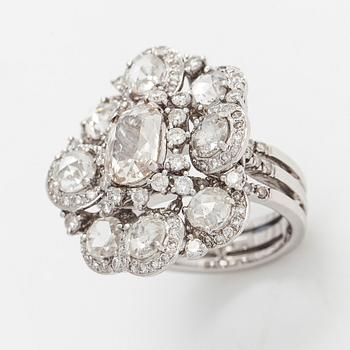 Sormus, 18K valkokultaa, ruusuhiottuja ja briljanttihiottuja timantteja.