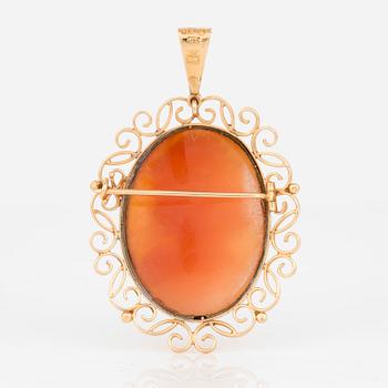 HÄNGE/BROSCH, 18K guld med snäckskalcamé, Stockholm 1948. Total vikt 8,73 g.