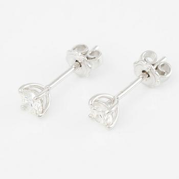Earrings, 18K white gold with brilliant-cut diamonds.