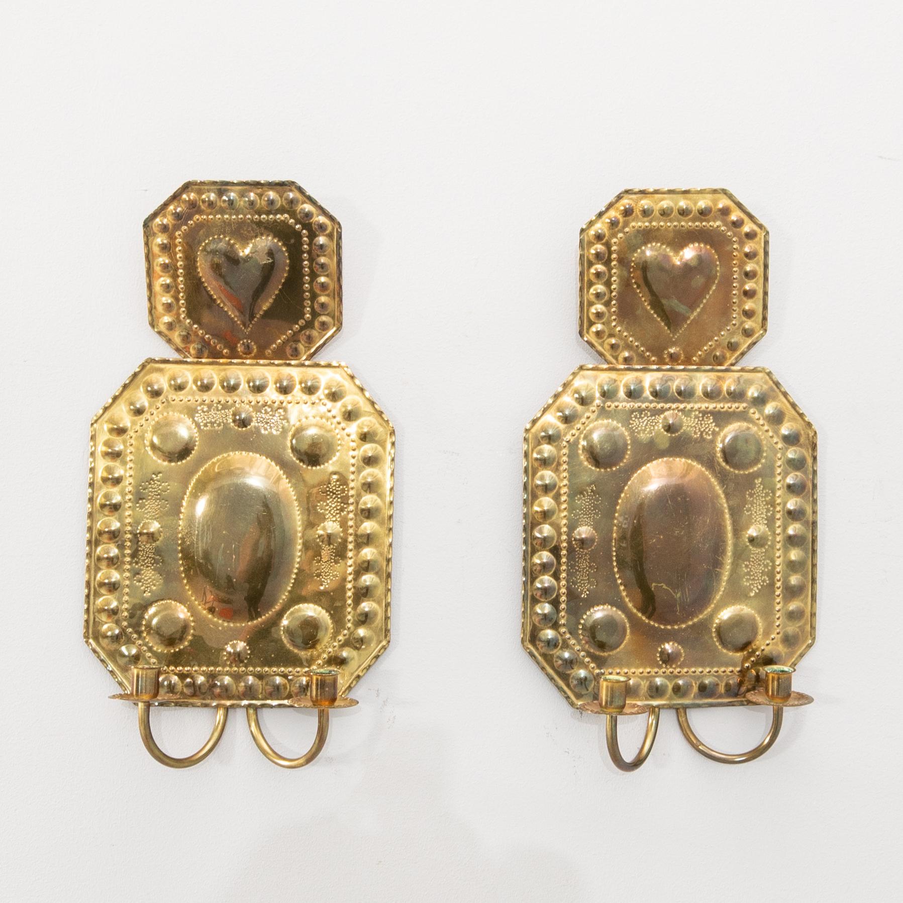 Light plates, a pair, Baroque style, first half of the 20th century.