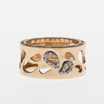 RING, 18K guld, 16 briljantslipade diamanter, Nanis, Italy, 1900-talets slut.