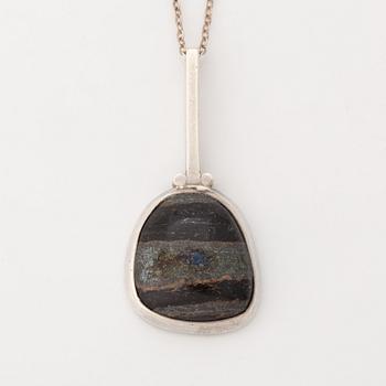 Bengt Sörling pendant, silver and black grey stone.