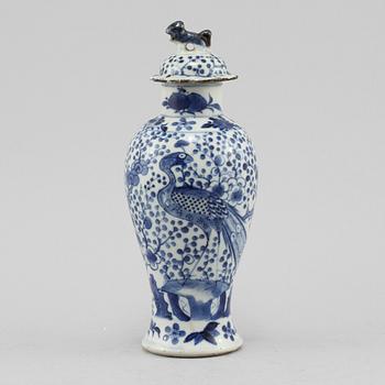 VAS, porslin, Kina, 1700/1800-tal.