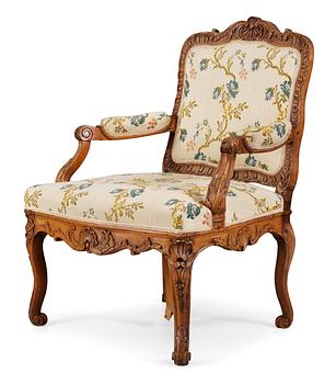 510. A French Régence 18th century armchair.