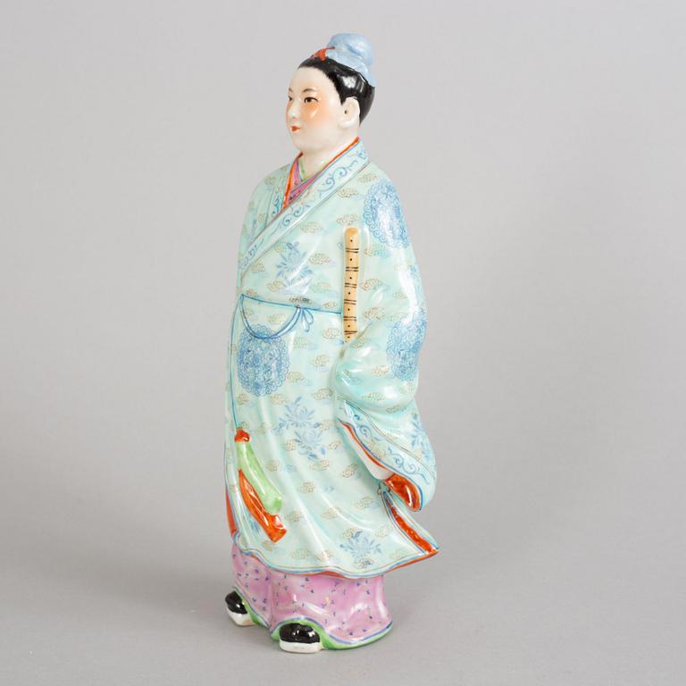 A chinese porcelain figure, 20th Century.