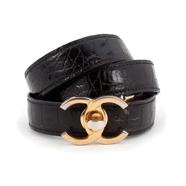 CHANEL, a black crocodile belt. Size 80/32.