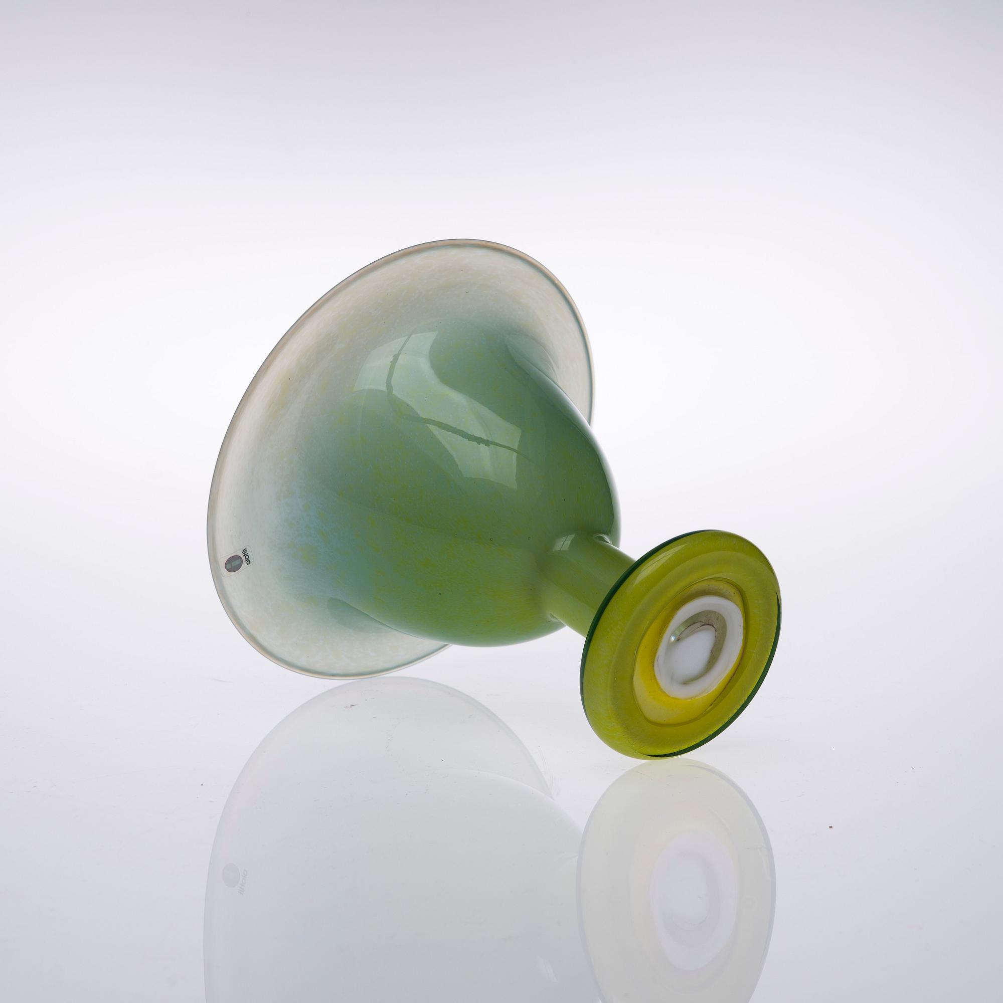 POKAL, glas, signerad Jorvin sairaala, Oiva Toikka, Nuutajärvi.