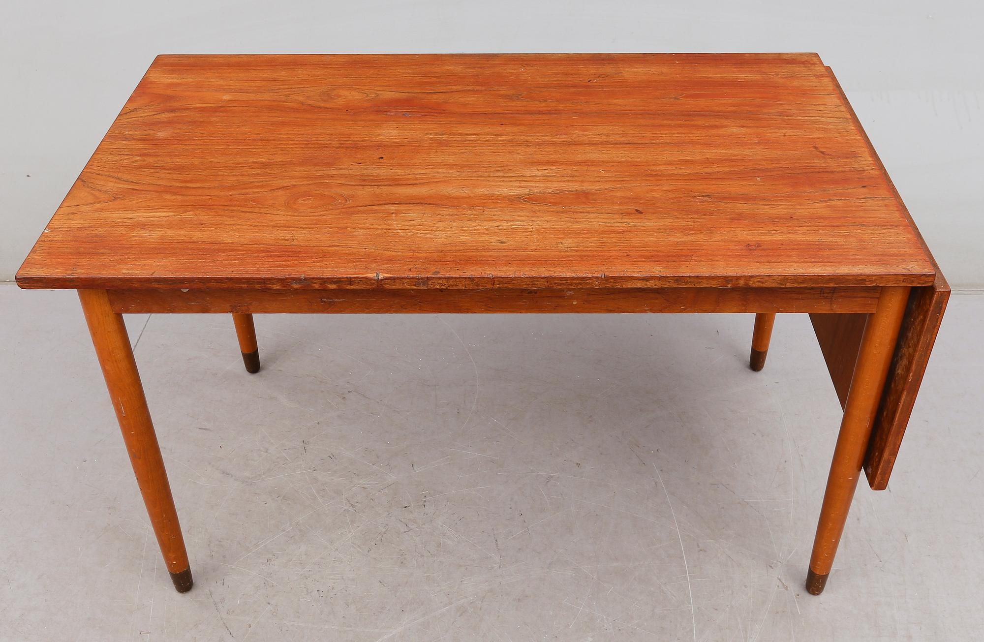 SKRIVBORD, 1900-talets mitt.