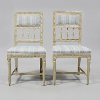 STOLAR, ett par, sengustavianska, omkring år 1800.