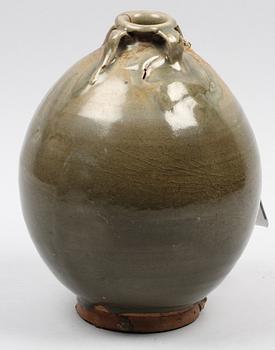 URNA, stengods, sannolikt Japan, 1900-tal.