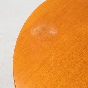 Kerstin Hörlin-Holmquist, a dining table, Nordiska Kompaniet, Sweden, mid 20th cetnury.