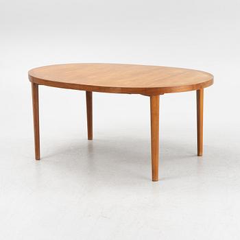 A teak dining table, Dyrlund, second half of the 20th Century.