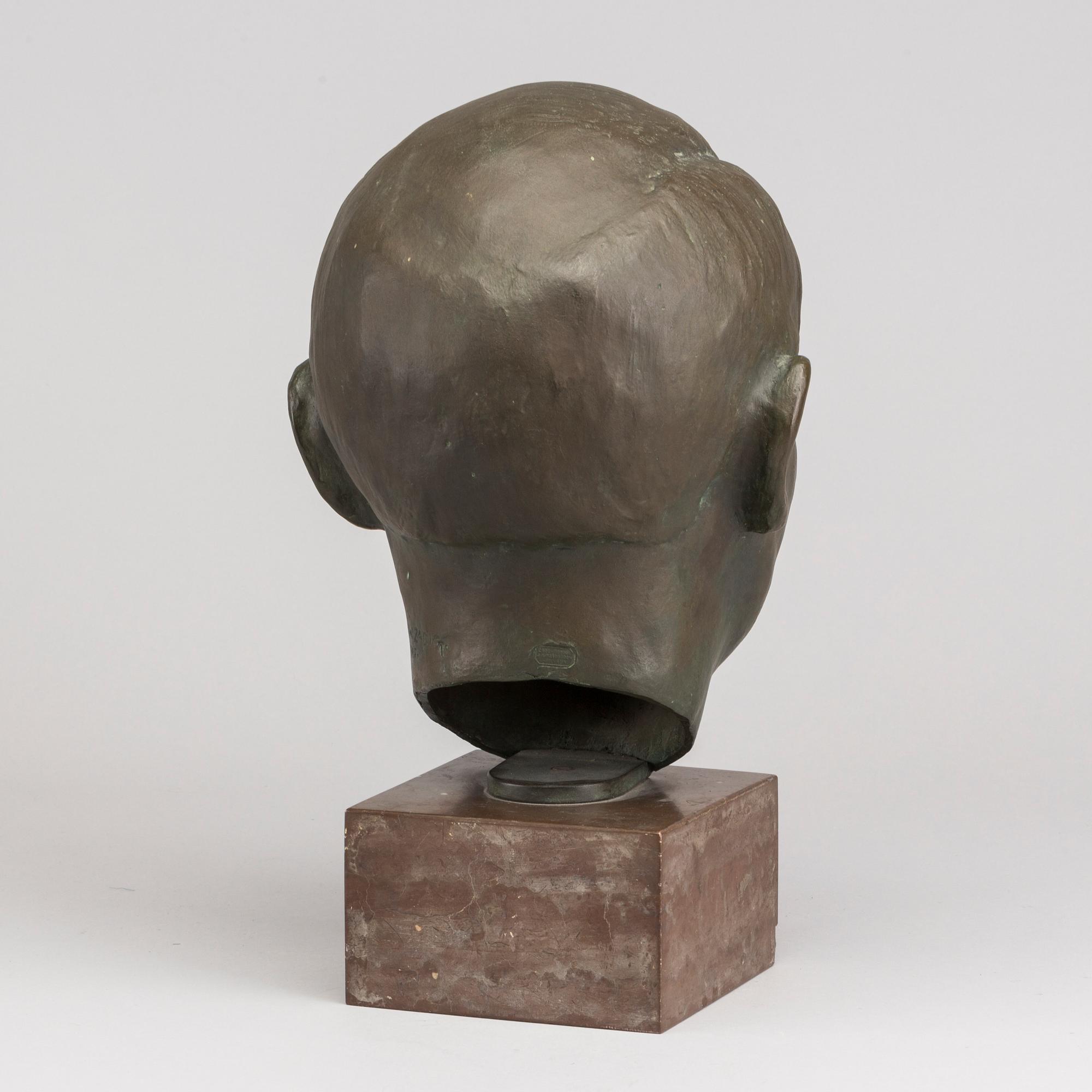 WILLIAM ZADIG, a signed and datead bronze sculpture.