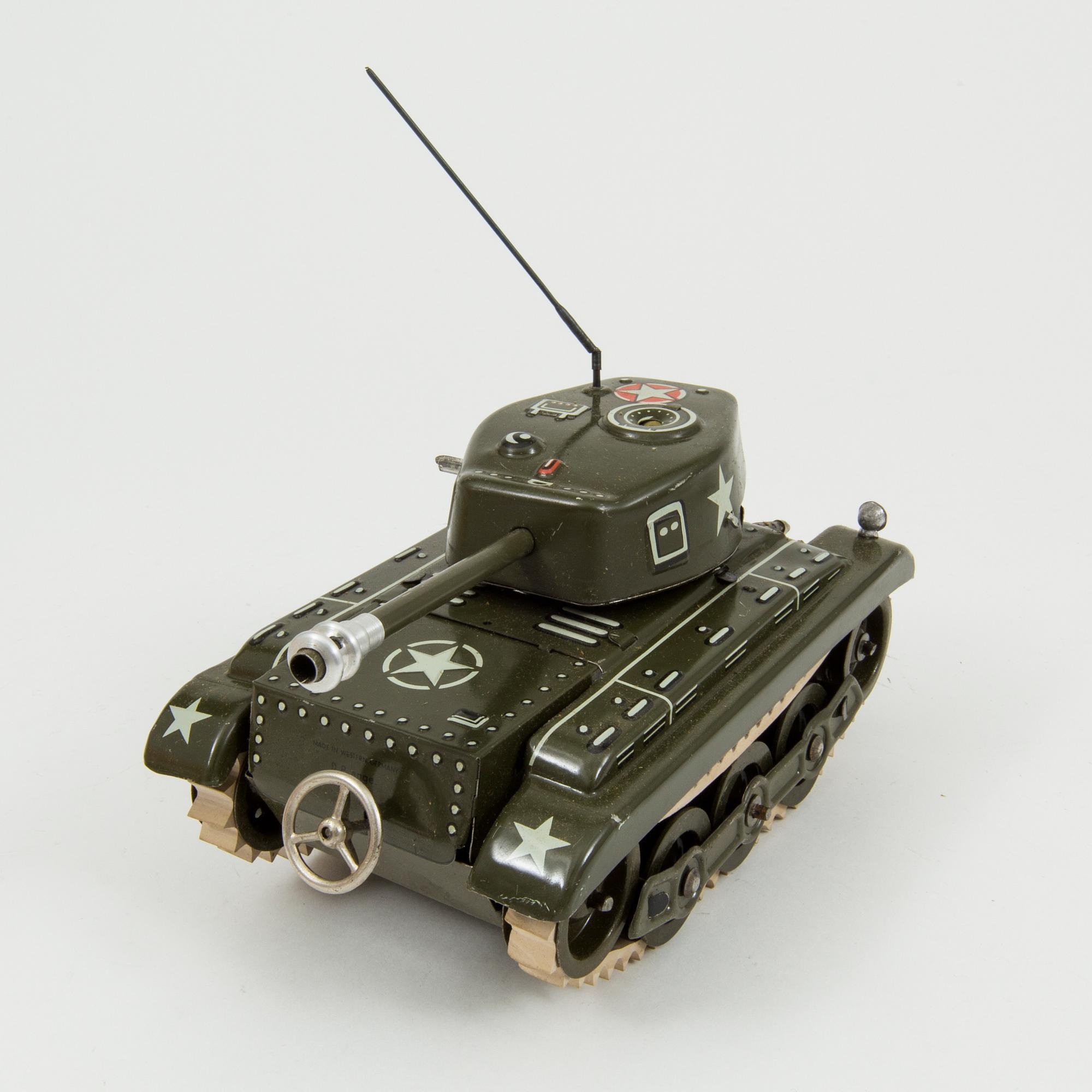 A Gama Tank Gigant 99/3 1950s.