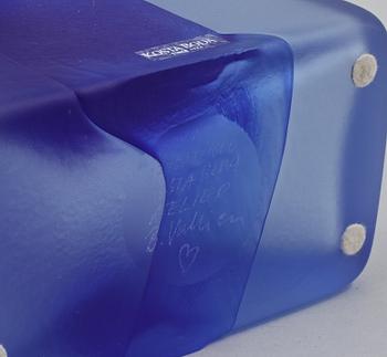 FLASKA, glas, Bertil Vallien, Kosta Boda Atelier, sent 1900-tal.