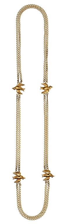 An Estrid Ericson yellow metal necklace with gilt pewter pigeons, Svenskt Tenn.