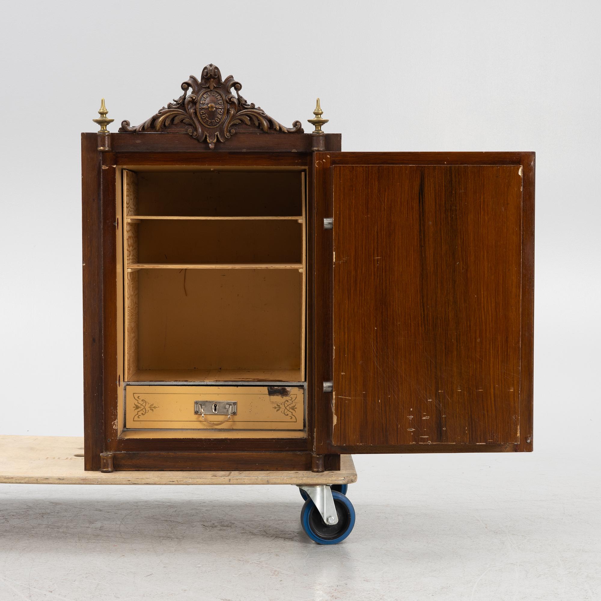 A safe, S. Ryding/Mart. Mattsson & Co Efterträdare, Gothenburg, circa 1900.
