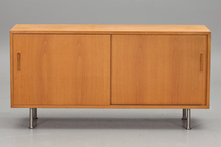 SIDEBOARD, 1900-talets andra hälft.