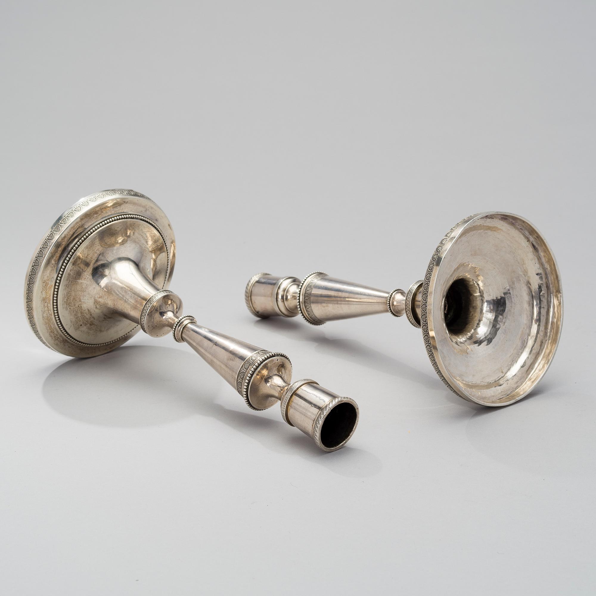 LJUSSTAKAR ETT PAR, silver, Madrid 1803, Antonio Goicochea, vikt 868 g.