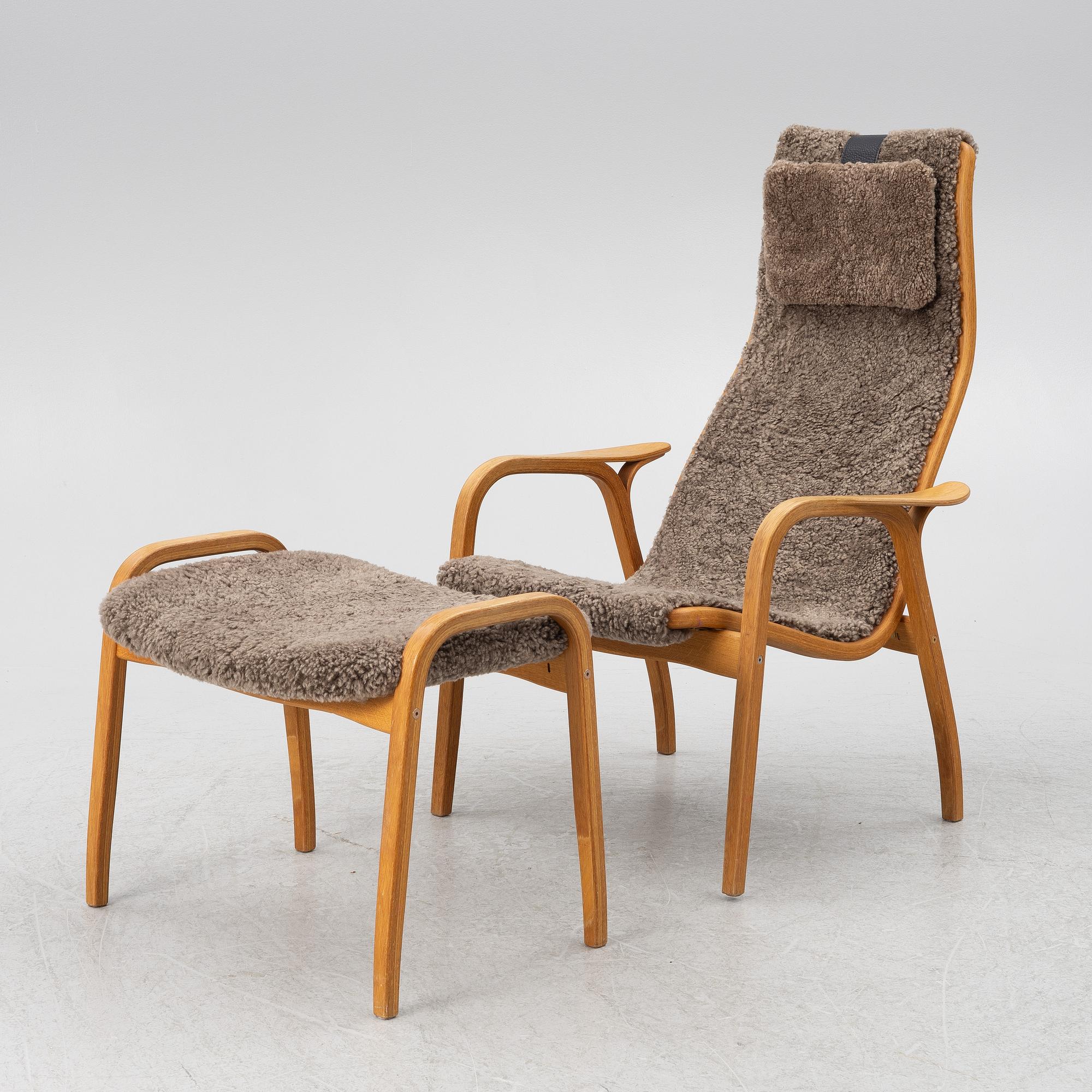 Yngve Ekström, fåtölj med fotpall, "Lamino", Swedese.