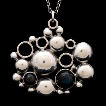 A BÖRJE RAJALIN PENDANT, cabochon cut spectrolites, silver. Kalevala Koru 1982.